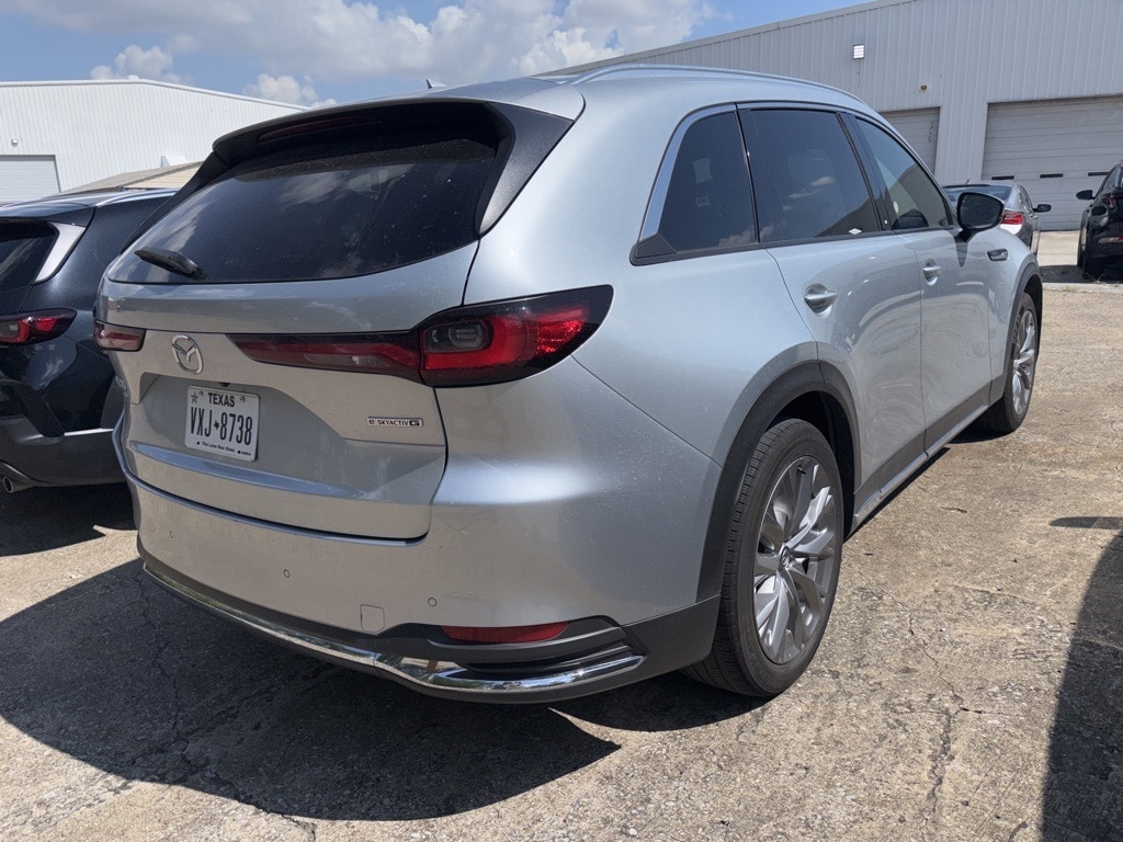 Thumbnail: 2025 Mazda CX-90 - 4