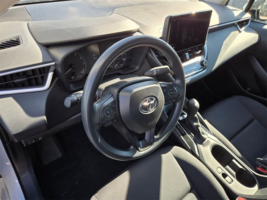 Thumbnail: 2025 Toyota Corolla - 4