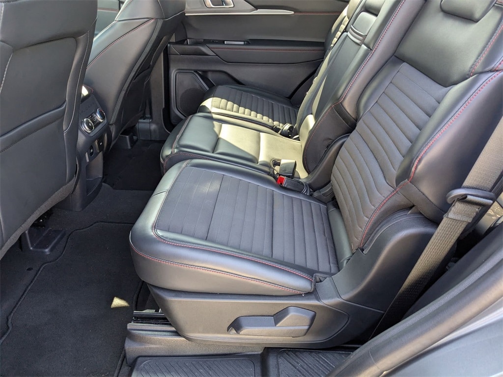 Thumbnail: 2025 Ford Explorer - 25