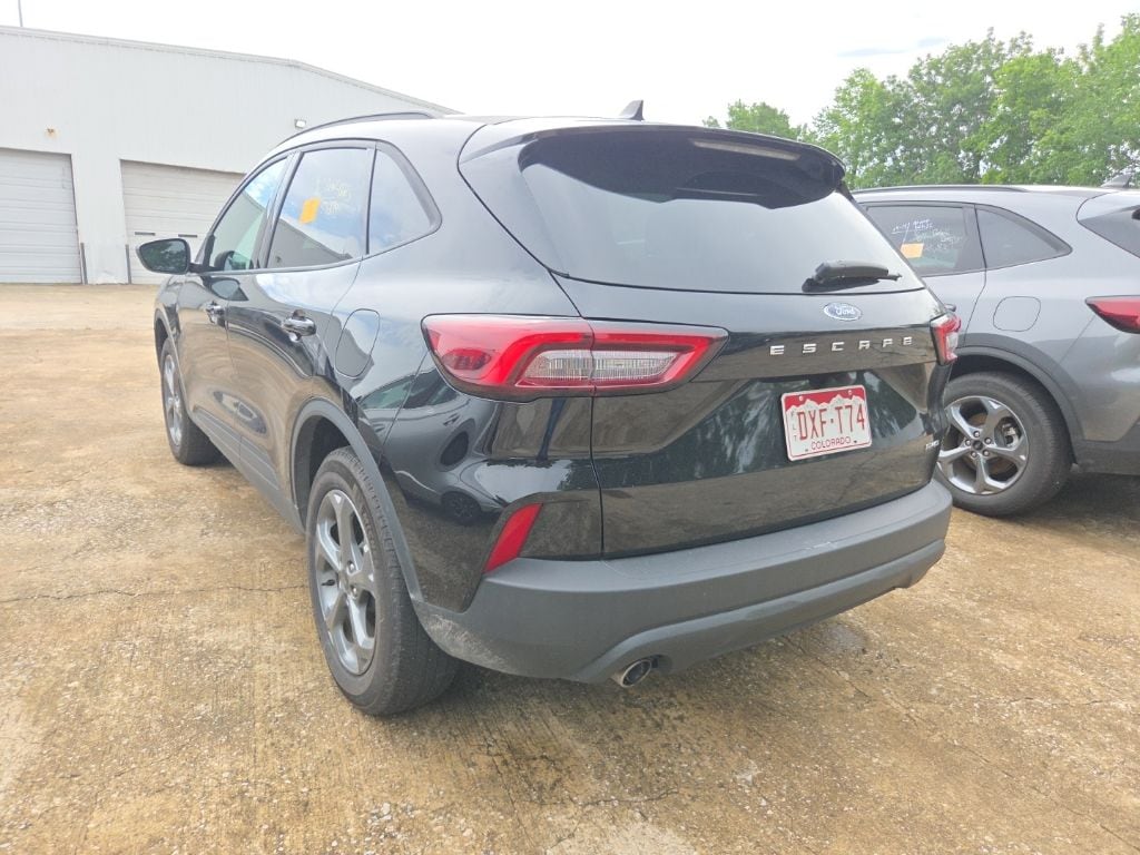 Thumbnail: 2025 Ford Escape - 8