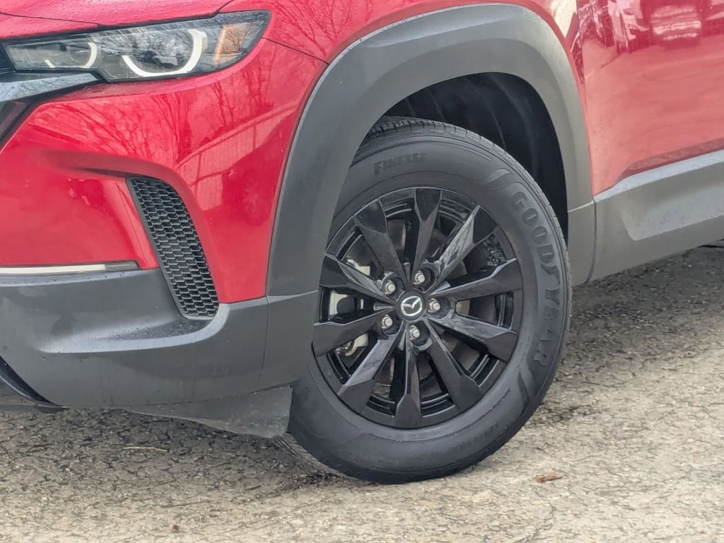 Thumbnail: 2025 Mazda CX-50 - 33