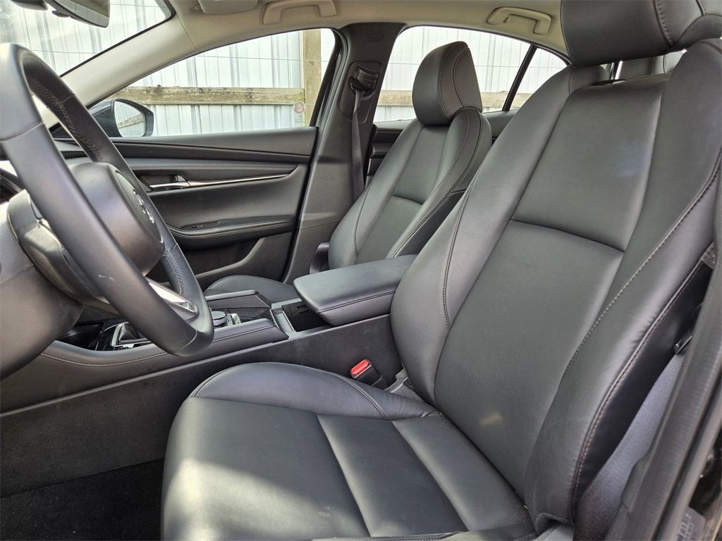 Thumbnail: 2025 Mazda Mazda3 - 8