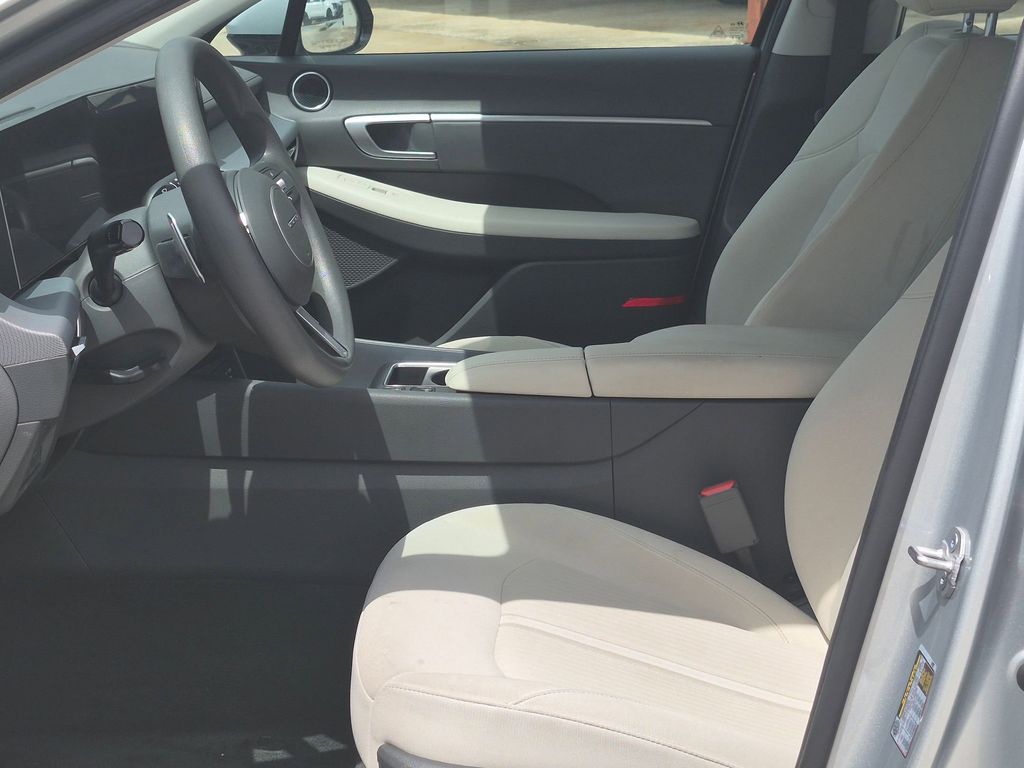 Thumbnail: 2025 Hyundai Sonata - 22