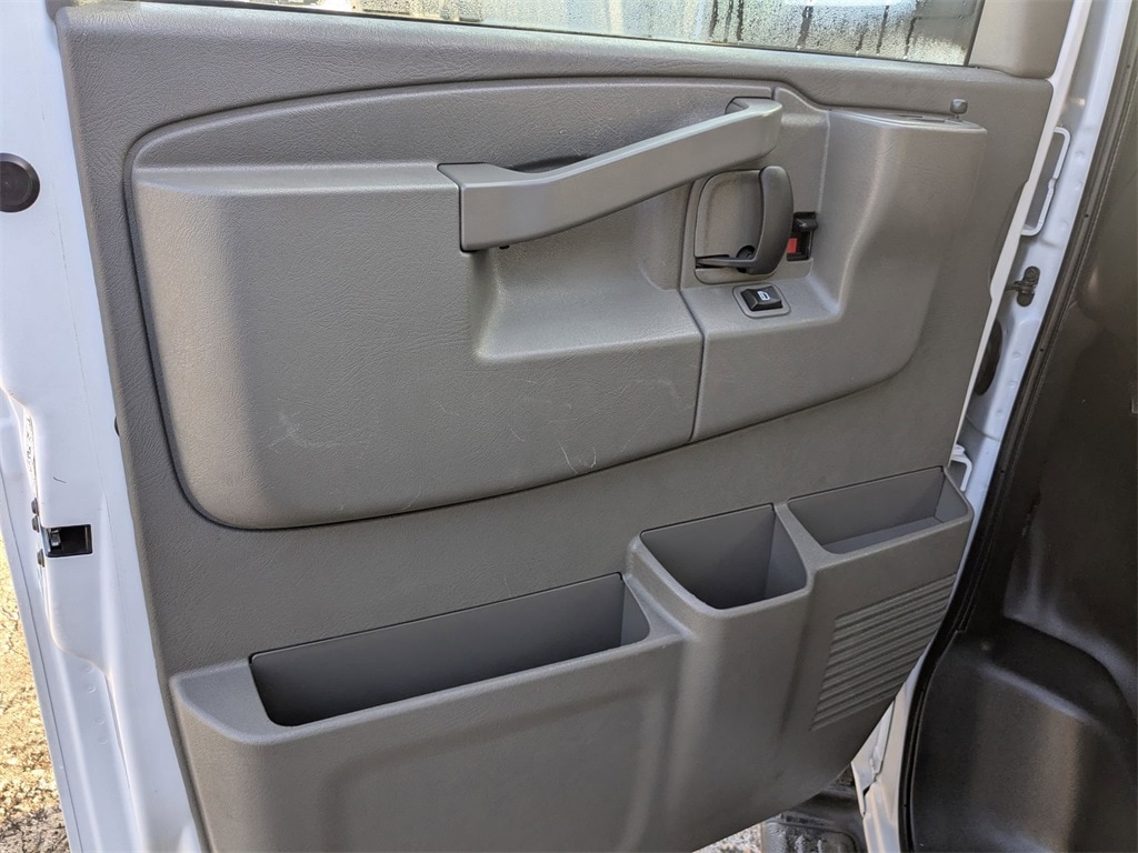 Thumbnail: 2023 Chevrolet Express - 9