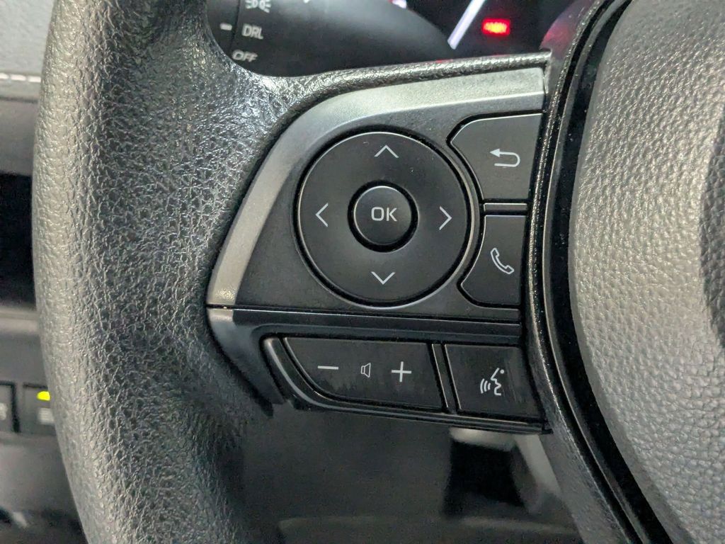 Thumbnail: 2025 Toyota RAV4 - 16