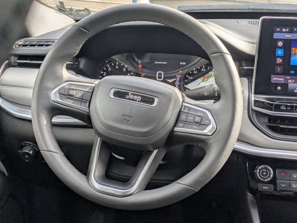 Thumbnail: 2025 Jeep Compass - 13