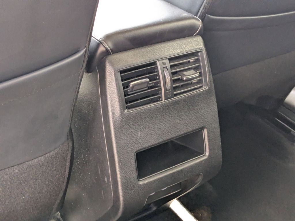 Thumbnail: 2025 Mitsubishi Outlander - 23