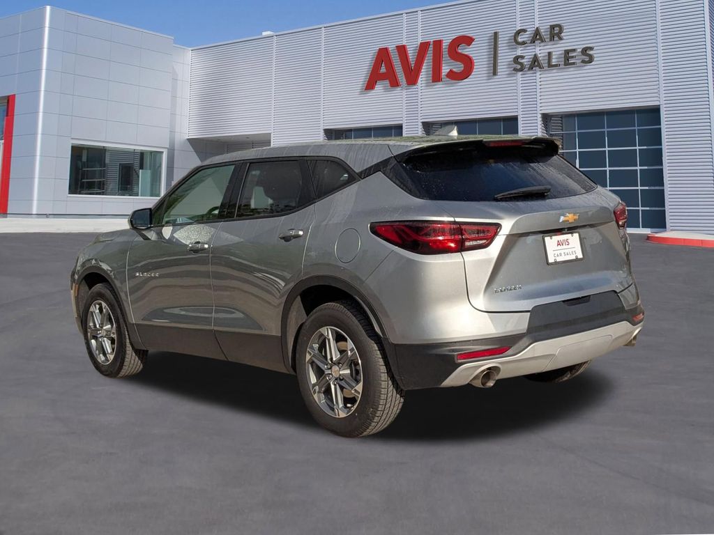 Thumbnail: 2025 Chevrolet Blazer - 9