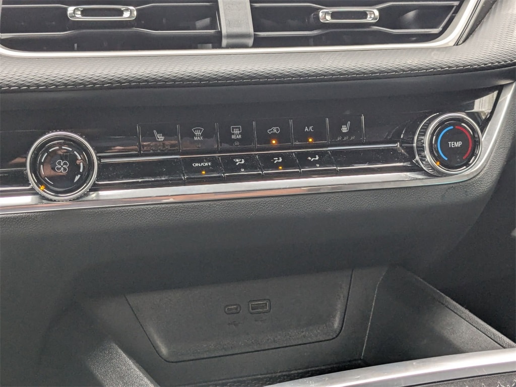 Thumbnail: 2025 Chevrolet Equinox - 23