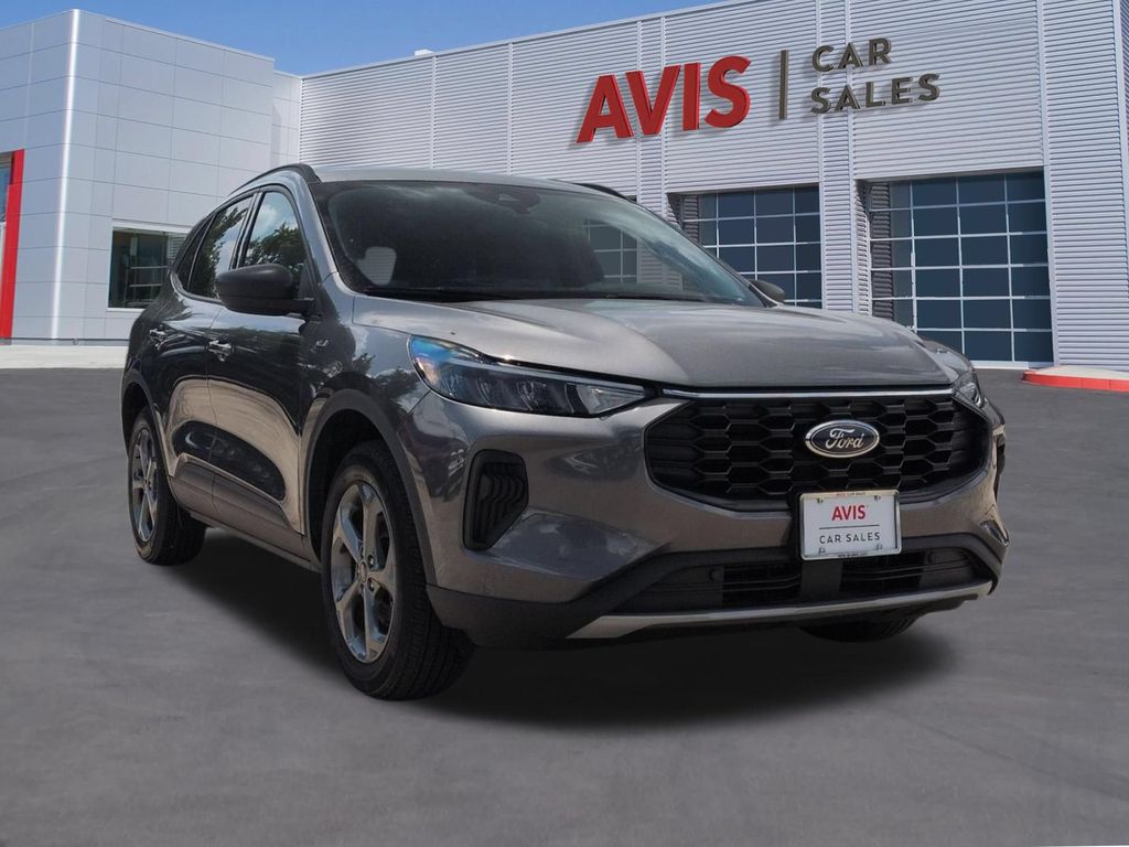 Thumbnail: 2025 Ford Escape - 3