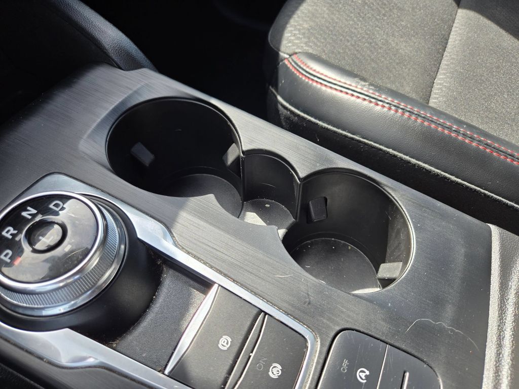 2025 Ford Escape ST-Line - Photo 23