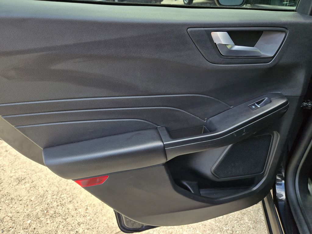 Thumbnail: 2025 Ford Escape - 27