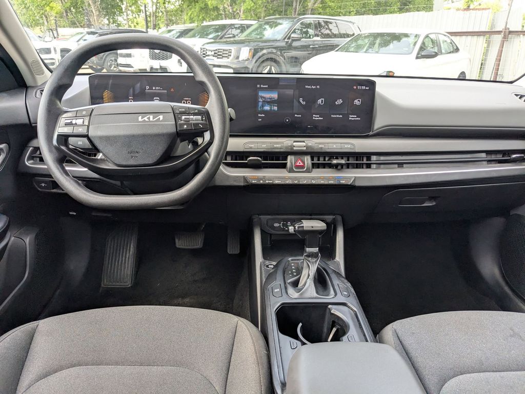 Thumbnail: 2025 Kia K4 - 21