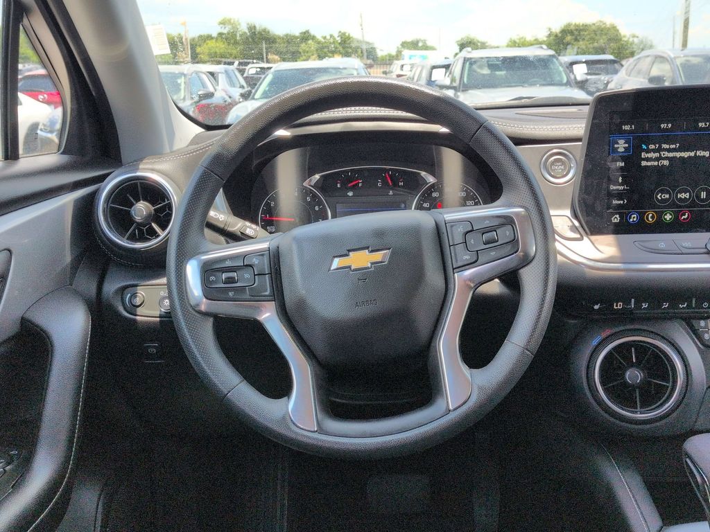 Thumbnail: 2025 Chevrolet Blazer - 22