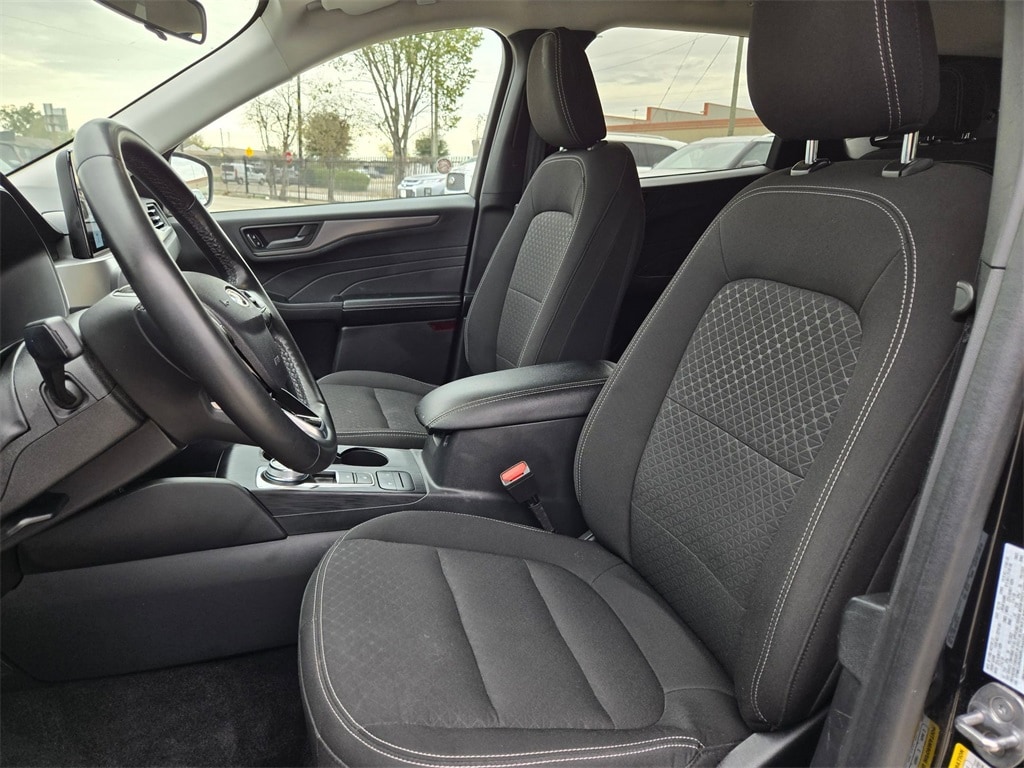 Thumbnail: 2024 Ford Escape - 15