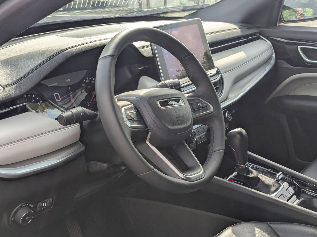 Thumbnail: 2025 Jeep Compass - 11