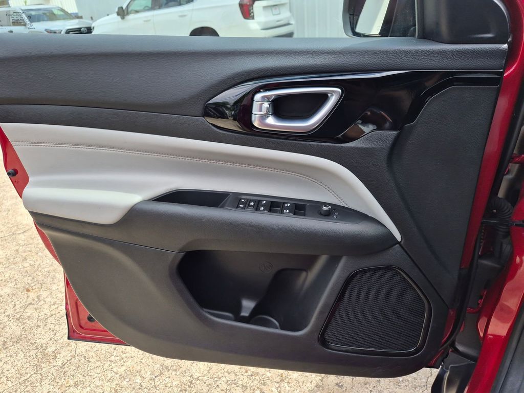 Thumbnail: 2025 Jeep Compass - 11