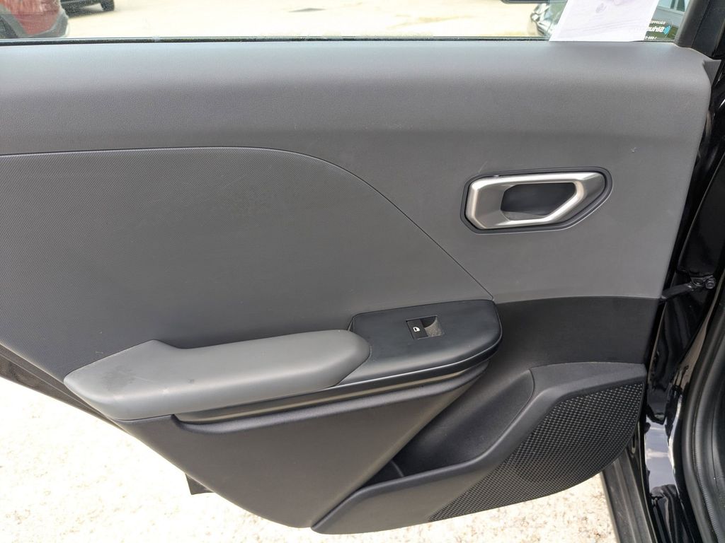 Thumbnail: 2025 Kia K4 - 20