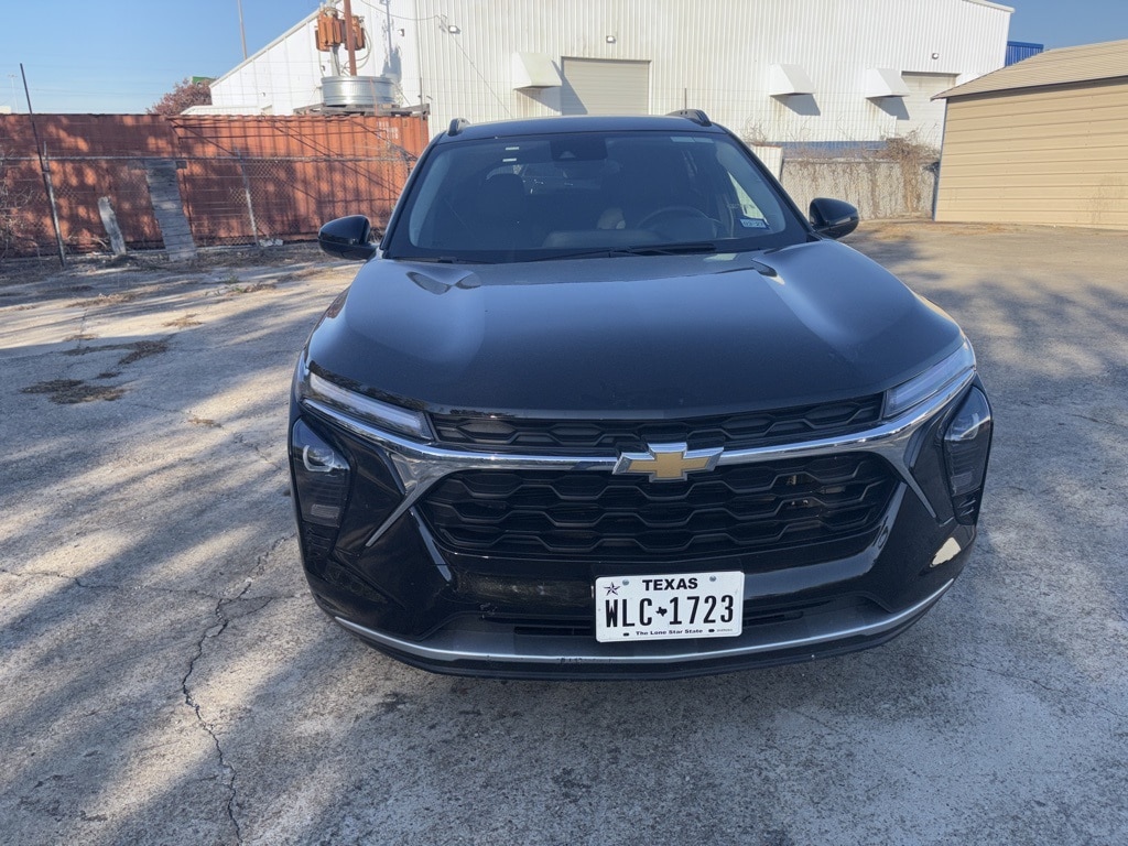 Certified 2025 Chevrolet Trax LT SUV