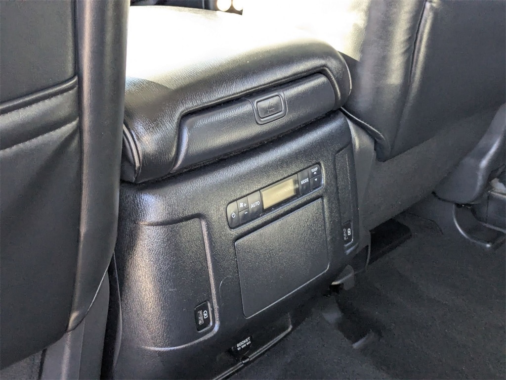 Thumbnail: 2023 INFINITI QX80 - 25