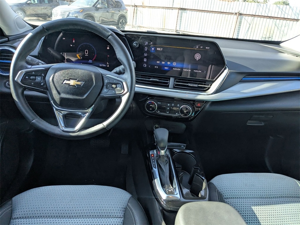 Thumbnail: 2025 Chevrolet Trax - 26