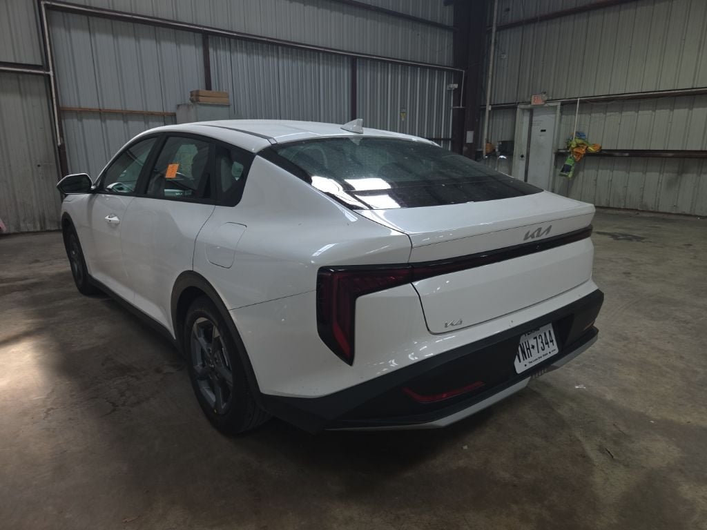 Thumbnail: 2025 Kia K4 - 9