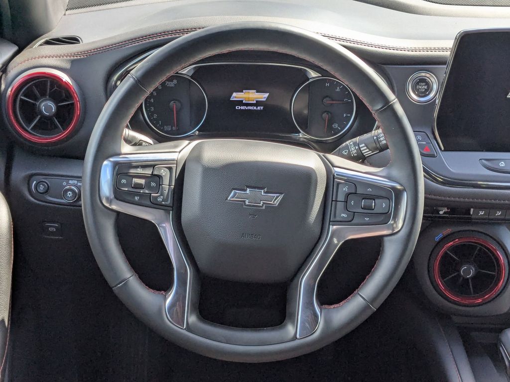 Thumbnail: 2025 Chevrolet Blazer - 14