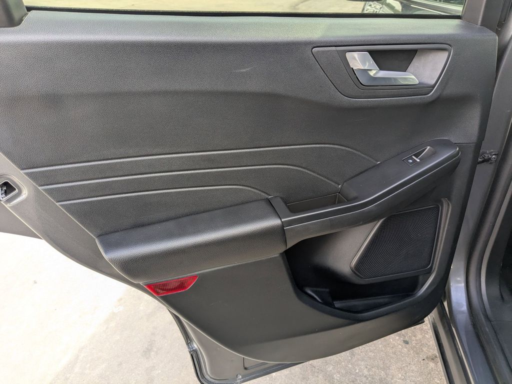 Thumbnail: 2025 Ford Escape - 21