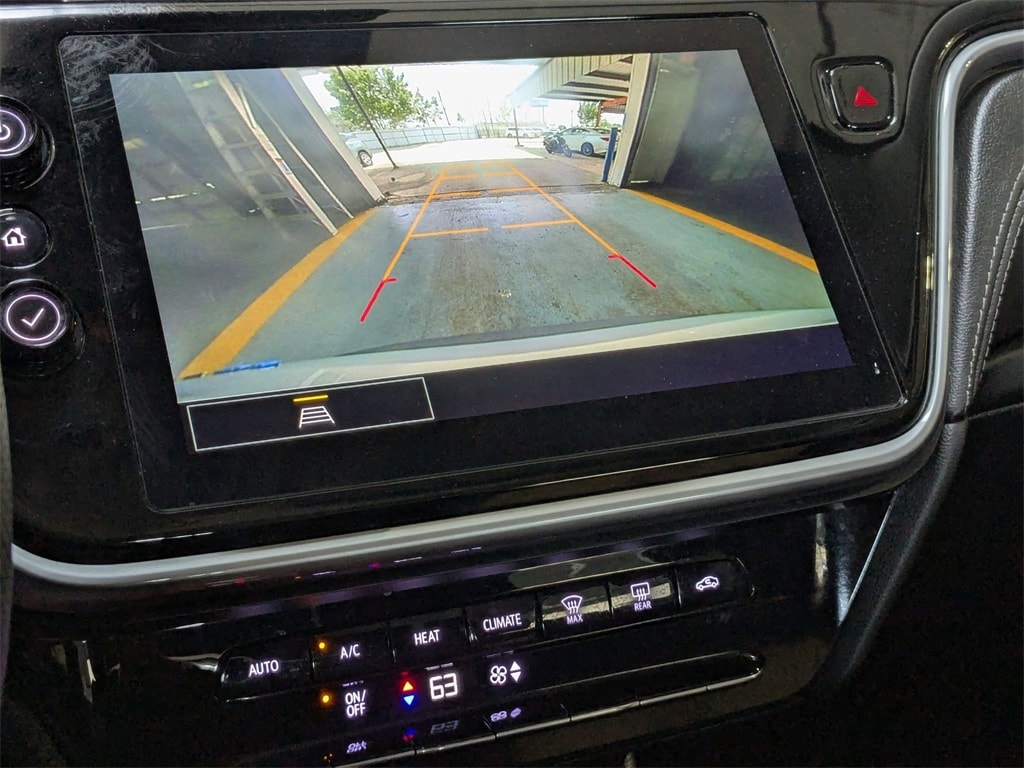 Thumbnail: 2023 Chevrolet Bolt EUV - 20