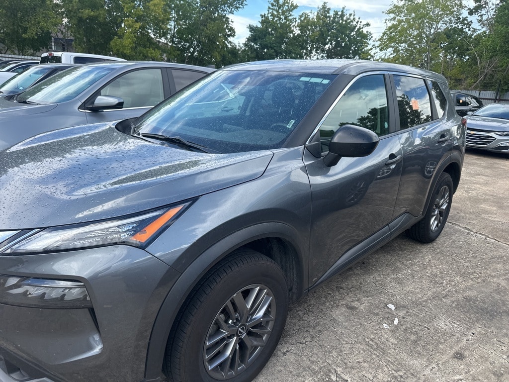 Thumbnail: 2023 Nissan Rogue - 1