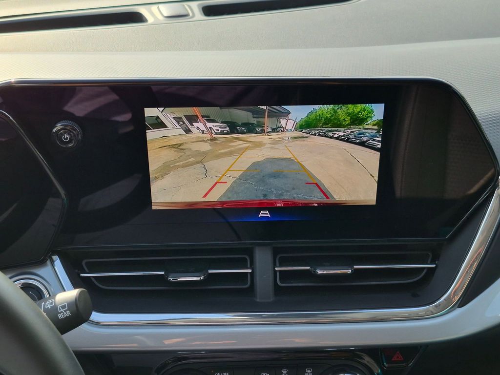 Thumbnail: 2025 Chevrolet Trax - 20