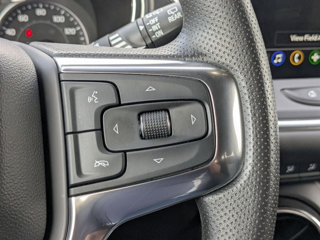 Thumbnail: 2025 Chevrolet Blazer - 17