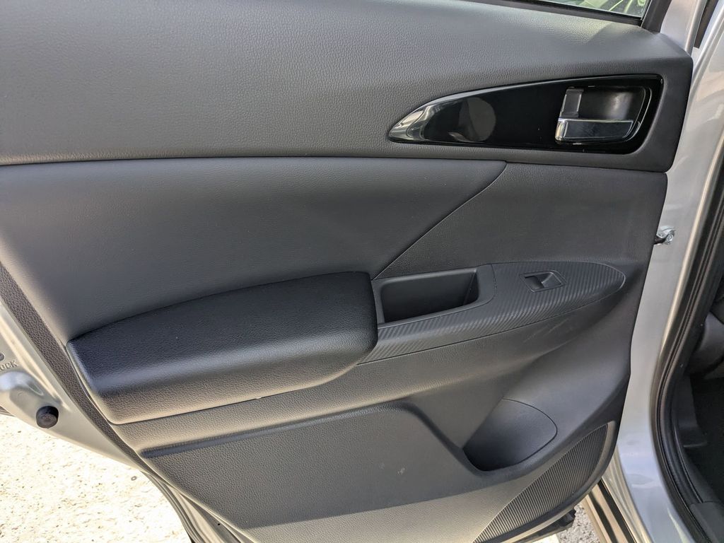 Thumbnail: 2025 Mitsubishi Eclipse Cross - 20