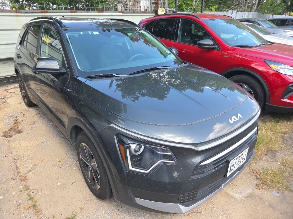 Thumbnail: 2025 Kia Niro - 6