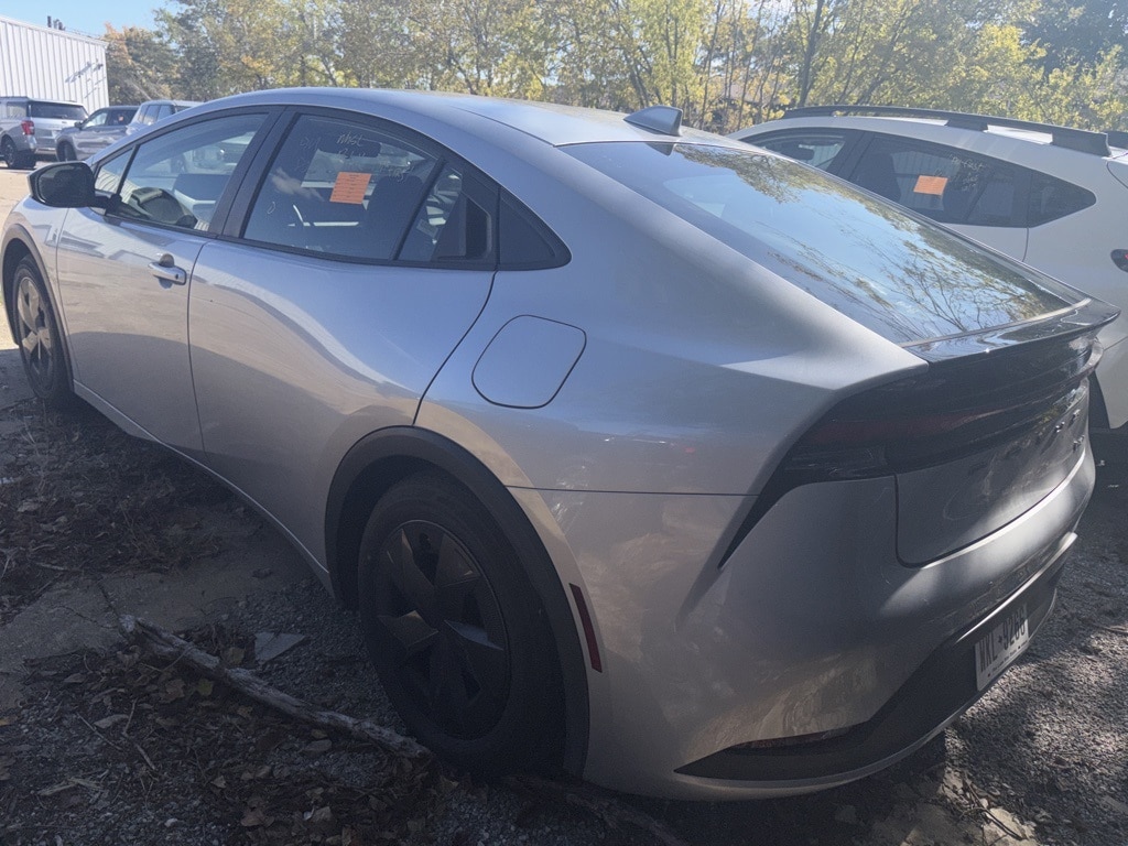 Thumbnail: 2025 Toyota Prius - 4