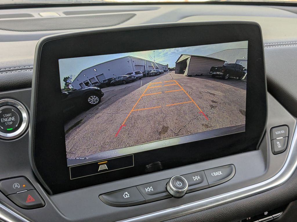 Thumbnail: 2025 Chevrolet Blazer - 20