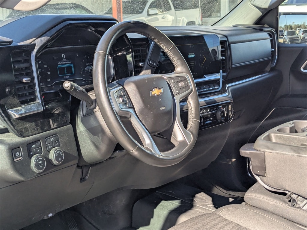 Thumbnail: 2024 Chevrolet Silverado 1500 - 14