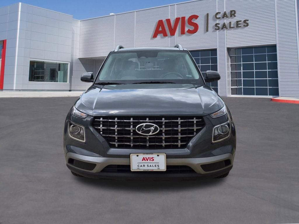 Thumbnail: 2025 Hyundai Venue - 2