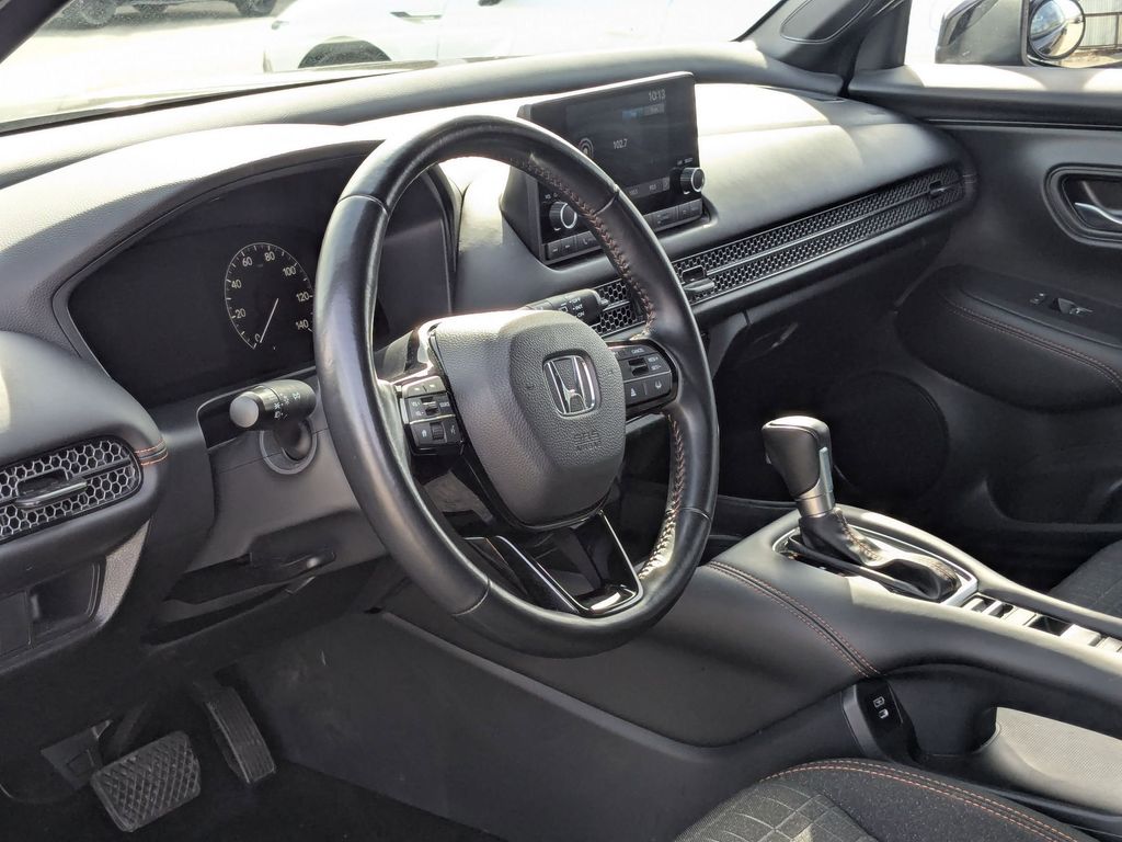 Thumbnail: 2025 Honda HR-V - 14