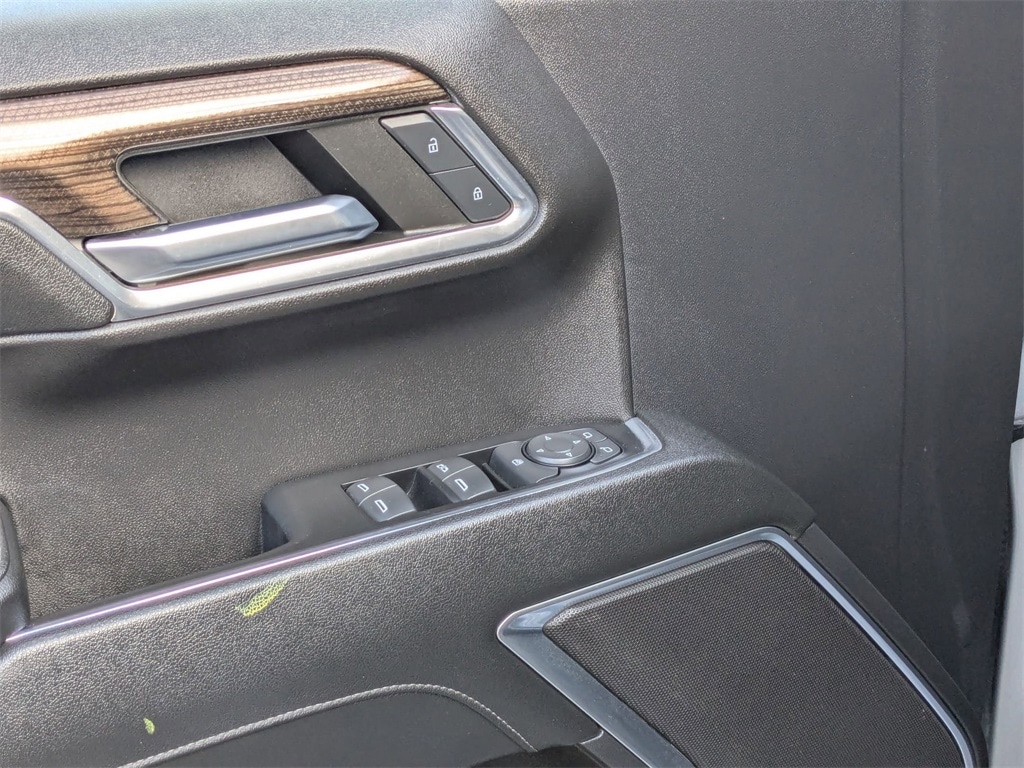 Thumbnail: 2024 Chevrolet Silverado 1500 - 10