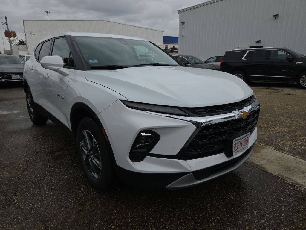Thumbnail: 2025 Chevrolet Blazer - 6