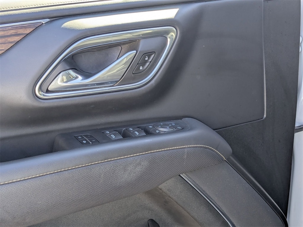 Thumbnail: 2023 Chevrolet Suburban - 13