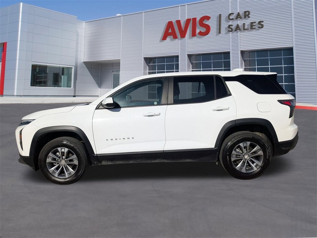 Thumbnail: 2025 Chevrolet Equinox - 10