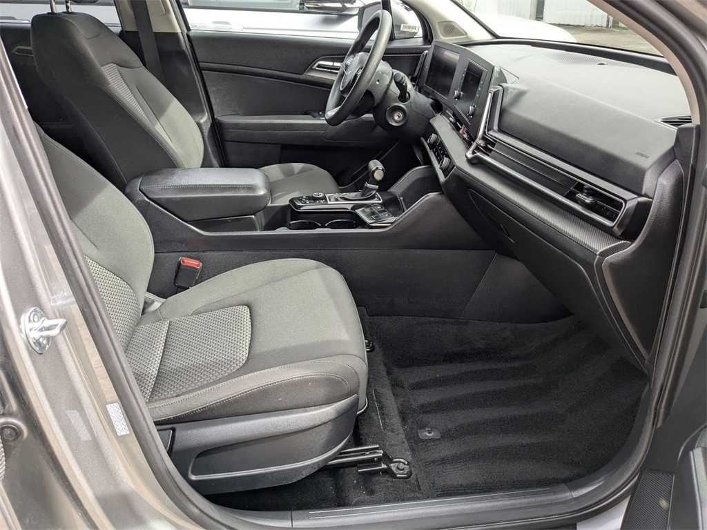 2024 Kia Sportage LX 29