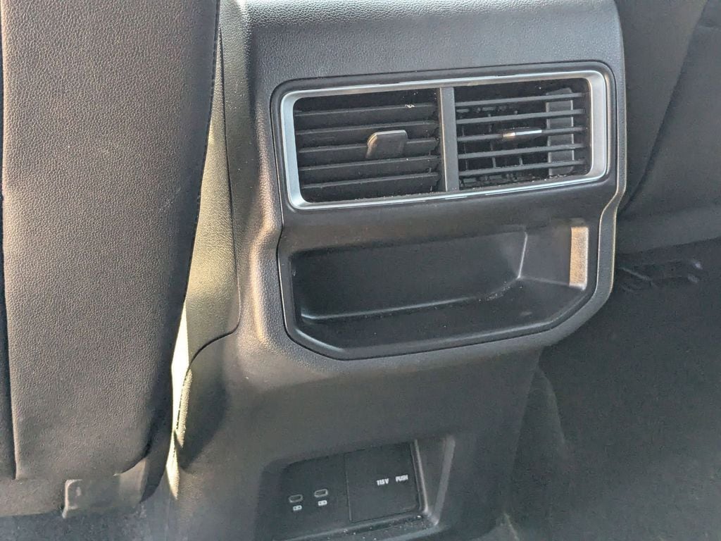 Thumbnail: 2025 Volkswagen Atlas - 28