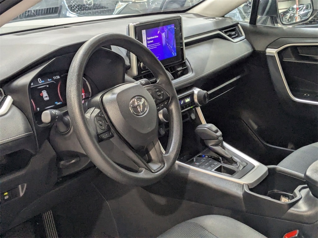 Thumbnail: 2025 Toyota RAV4 - 14