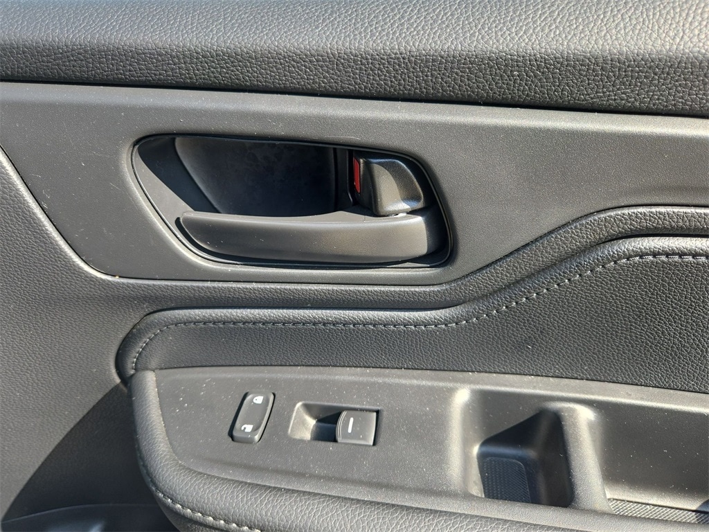 Thumbnail: 2025 Honda Odyssey - 32