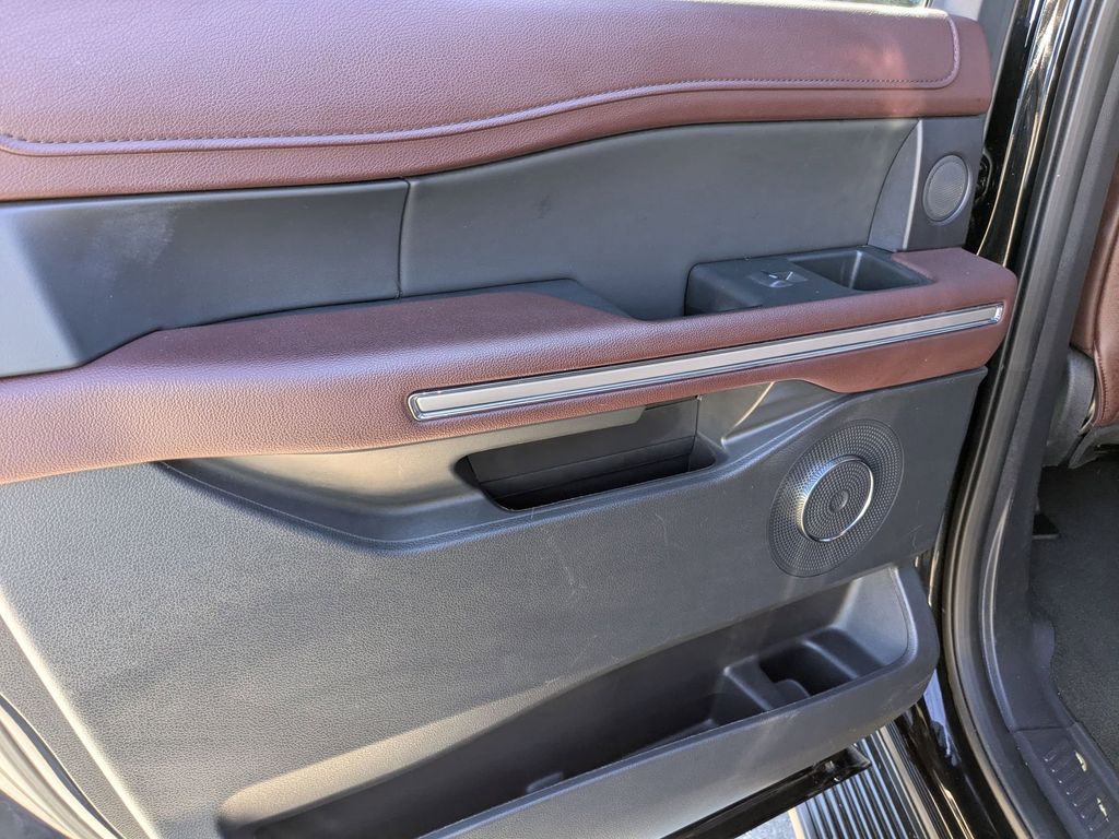 Thumbnail: 2024 Ford Expedition MAX - 24