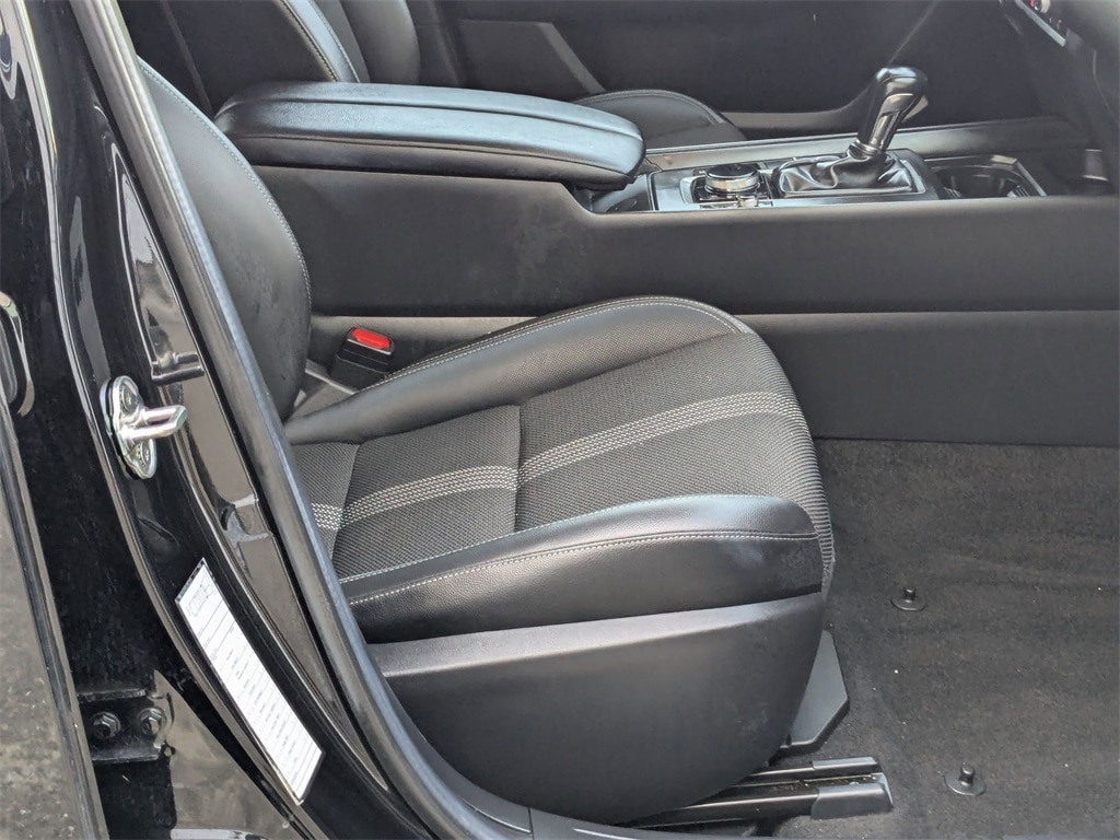 Thumbnail: 2025 Mazda CX-50 - 31