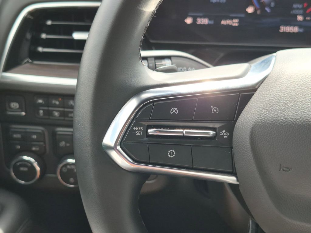 Thumbnail: 2025 Chevrolet Tahoe - 15